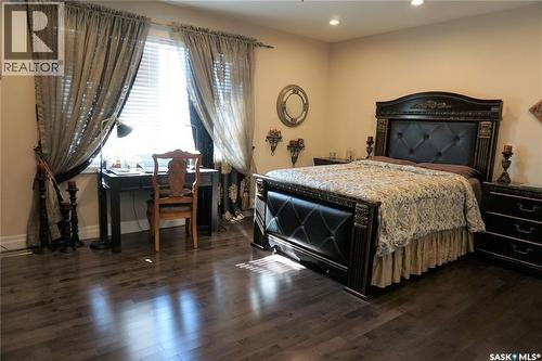 319 Roy Crescent, Saskatoon, SK - Indoor Photo Showing Bedroom