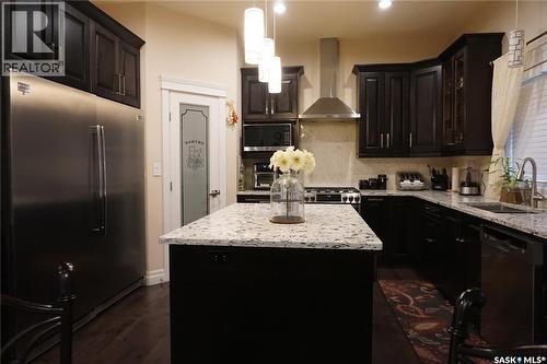 319 Roy Crescent, Saskatoon, SK - Indoor Photo Showing Kitchen With Upgraded Kitchen