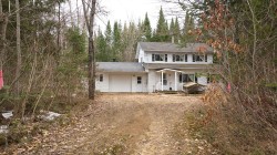 26 Ch. Houle Saint-Donat, QC J0T 2C0