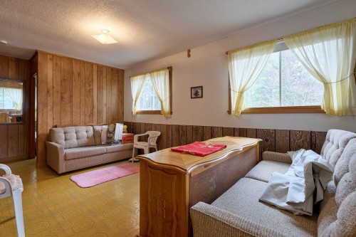 Boudoir - 26 Ch. Houle, Saint-Donat, QC - Indoor