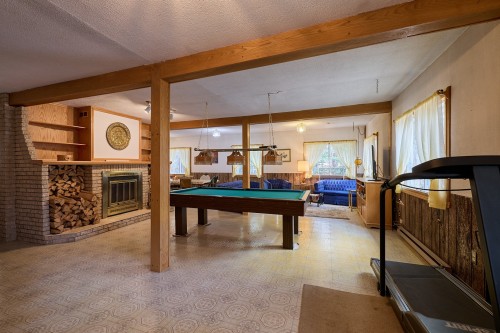 Salon - 26 Ch. Houle, Saint-Donat, QC - Indoor Photo Showing Other Room
