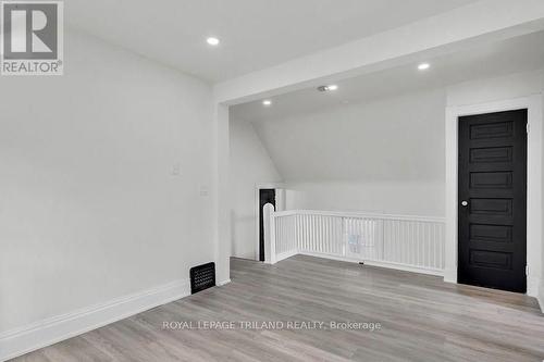 Upper - 96 Forest Avenue, St. Thomas, ON - Indoor Photo Showing Other Room