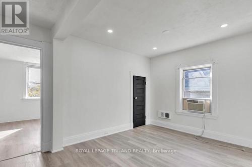 Upper - 96 Forest Avenue, St. Thomas, ON - Indoor Photo Showing Other Room