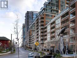 1901 - 75 EAST LIBERTY STREET Toronto, ON M6K 3R3