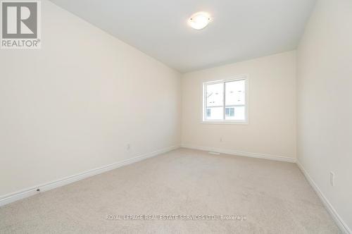 18 Jellicoe Court, Hamilton, ON - Indoor Photo Showing Other Room