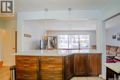 1812 Grant Drive, Regina, SK - Indoor Photo Showing Kitchen