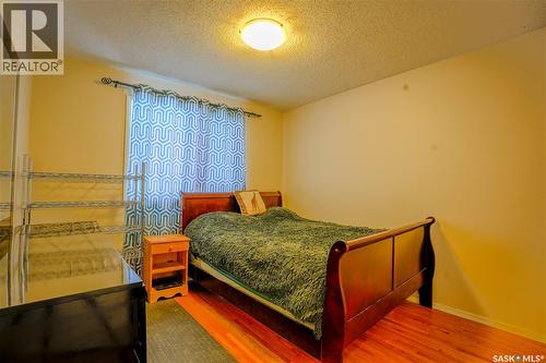 1812 Grant Drive, Regina, SK - Indoor Photo Showing Bedroom