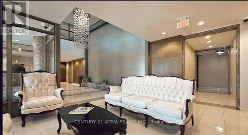 310 - 75 Norman Bethune Avenue, Richmond Hill, ON - Indoor