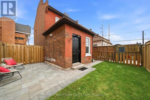 116 Bay Street N, Hamilton, ON - Outdoor With Exterior