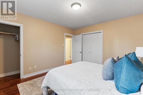 1214 Conyers Crescent, Mississauga, ON - Indoor Photo Showing Bedroom