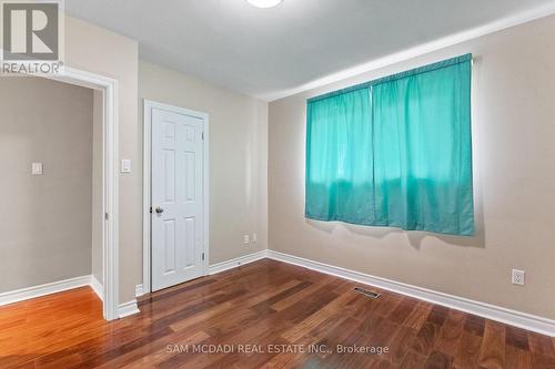 1214 Conyers Crescent, Mississauga, ON - Indoor Photo Showing Other Room