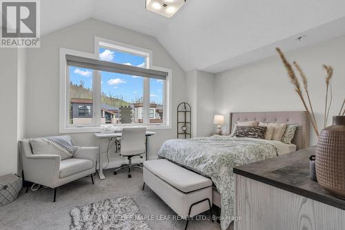2195 Ironwood Road, London South, ON - Indoor Photo Showing Bedroom
