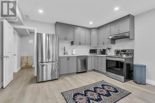 2195 Ironwood Road, London South, ON - Indoor Photo Showing Kitchen With Stainless Steel Kitchen