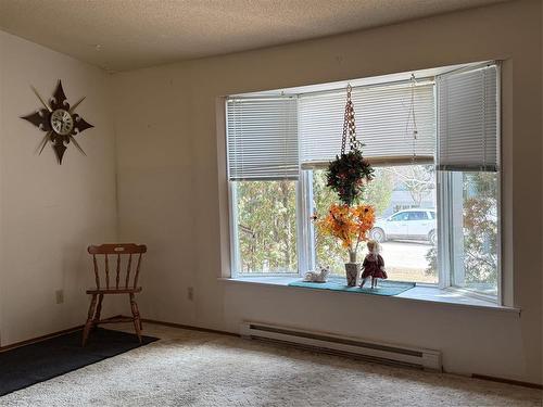 229 Swan River Drive, Swan River, MB - Indoor Photo Showing Other Room