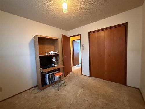 229 Swan River Drive, Swan River, MB - Indoor Photo Showing Other Room