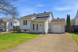 5085 Rue des Chênes Sainte-Catherine, QC J5C 1L1