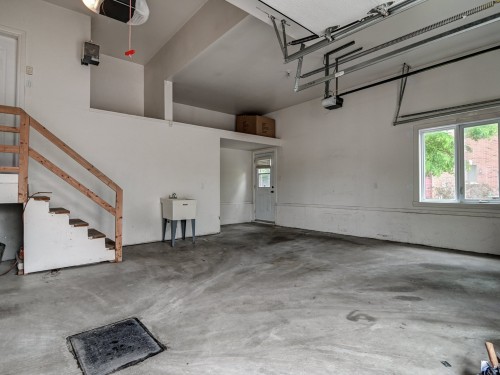 Garage - 3560 Rue De Loreto, Brossard, QC - Indoor Photo Showing Garage
