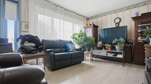 Living Room - 1775 119E Rue, Saint-Georges, QC - Indoor Photo Showing Other Room