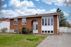 864 Rue St-Denis Mercier, QC J6R 1L7