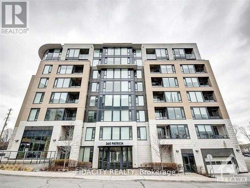 201 - 360 PATRICIA AVENUE  Ottawa, ON K1Z 0A8