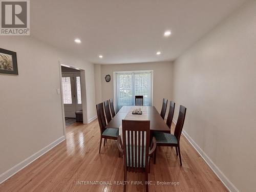 168 Willow Lane, Newmarket, ON - Indoor Photo Showing Dining Room