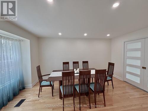 168 Willow Lane, Newmarket, ON - Indoor Photo Showing Dining Room
