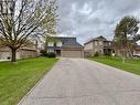 168 Willow Lane, Newmarket, ON  - Outdoor With Facade 