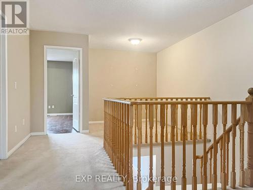 Upper - 26 Millcliff Circle, Aurora, ON - Indoor Photo Showing Other Room