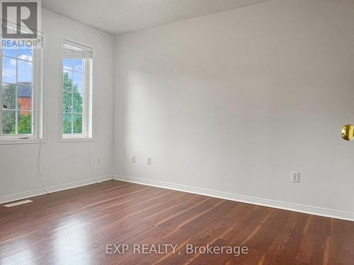 Upper - 26 Millcliff Circle, Aurora, ON - Indoor Photo Showing Other Room