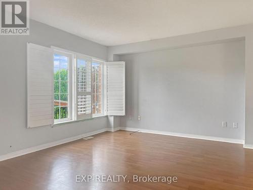 Upper - 26 Millcliff Circle, Aurora, ON - Indoor Photo Showing Other Room