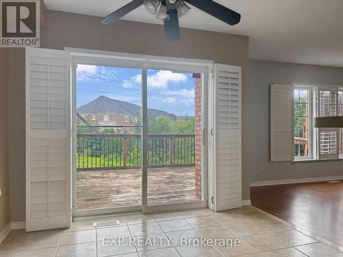 Upper - 26 Millcliff Circle, Aurora, ON - Indoor Photo Showing Other Room