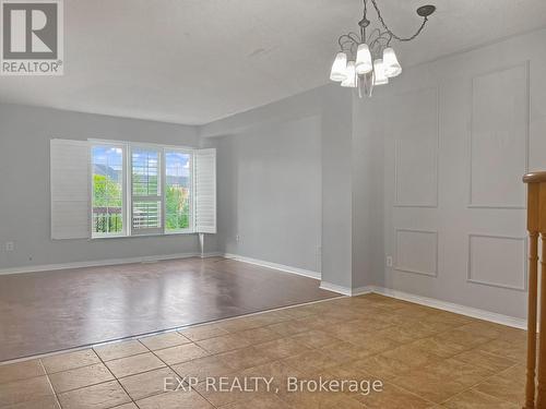 Upper - 26 Millcliff Circle, Aurora, ON - Indoor Photo Showing Other Room