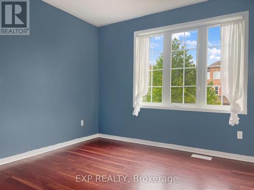 Upper - 26 Millcliff Circle, Aurora, ON - Indoor Photo Showing Other Room