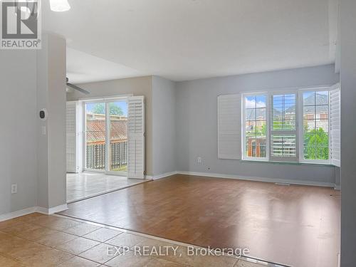 Upper - 26 Millcliff Circle, Aurora, ON - Indoor Photo Showing Other Room