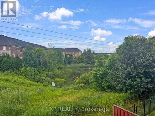 Upper - 26 Millcliff Circle, Aurora, ON - Outdoor With View