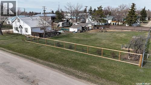 1010 Railway Avenue, Elbow, SK - Outdoor