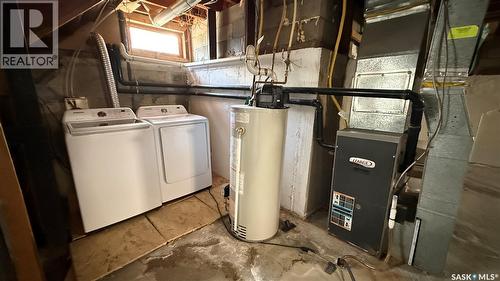 108 Front Street N, Pense, SK - Indoor Photo Showing Laundry Room