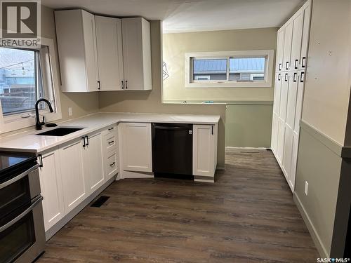 108 Front Street N, Pense, SK - Indoor Photo Showing Kitchen