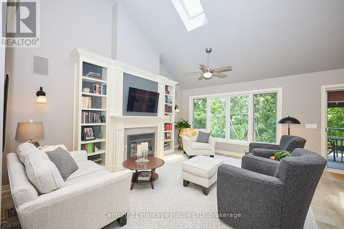 14 Tulip Tree Common, St. Catharines (Grapeview), ON - Indoor Photo Showing Living Room With Fireplace