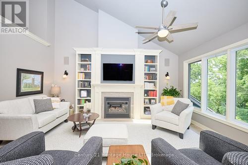 14 Tulip Tree Common, St. Catharines (Grapeview), ON - Indoor Photo Showing Living Room With Fireplace