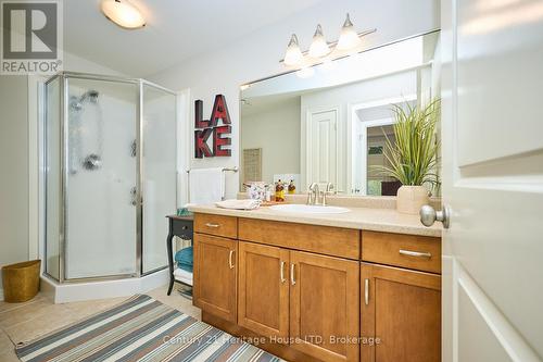 14 Tulip Tree Common, St. Catharines (Grapeview), ON - Indoor Photo Showing Bathroom