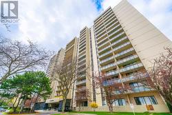 905 - 177 LINUS ROAD Toronto, ON M2J 4S5