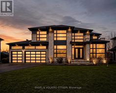 132 DUNBLANE WAY Ottawa, ON K4M 0A8