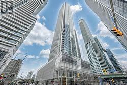 4013 - 10 YORK STREET Toronto, ON M5J 0E1
