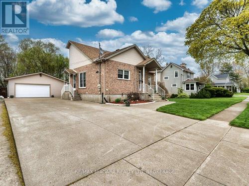8110 LAMONT AVENUE  Niagara Falls (Chippawa), ON L2G 6V5