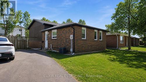 45 AUSTEN LANE  Barrie, ON L4N 4V4