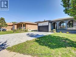 470 LOUIS DRIVE Mississauga, ON L5B 2J6