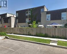 11 - 21 FOUR WINDS DRIVE Toronto, ON M3J 1K7