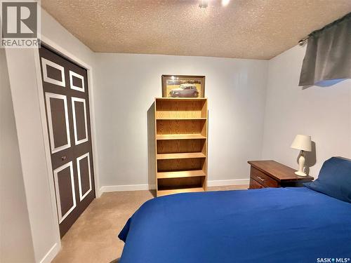 300 Ash Place, Swift Current, SK - Indoor Photo Showing Bedroom