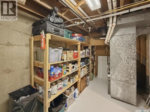 300 Ash Place, Swift Current, SK - Indoor
